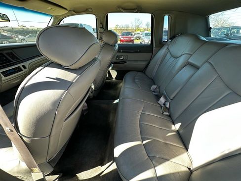Used 1997 Lincoln Town Car Executive image 28