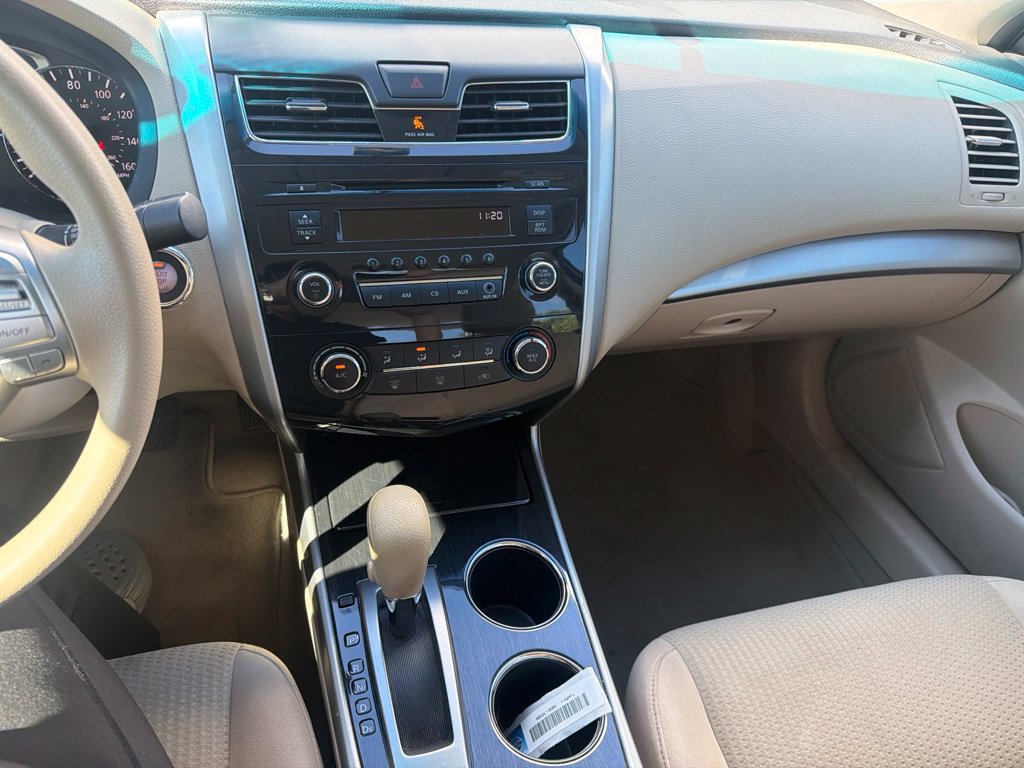 Used 2014 Nissan Altima 2.5 S FWD image 4