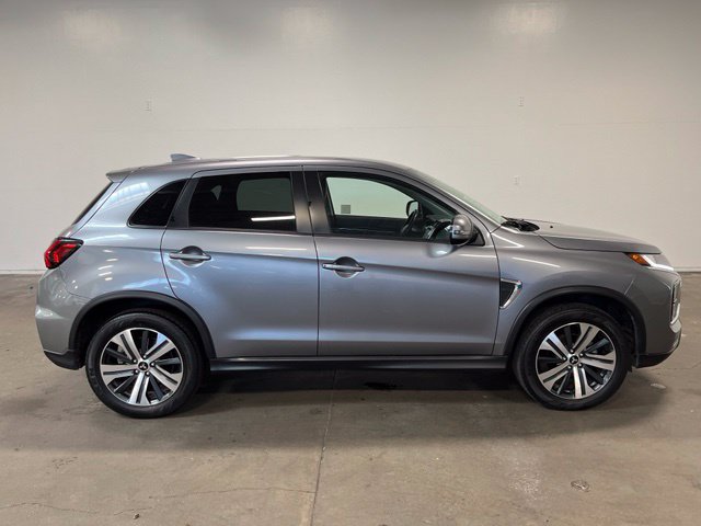 Used 2024 Mitsubishi Outlander Sport SE AWD/4WD image 2