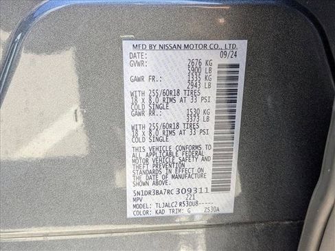 Used 2024 Nissan Pathfinder SV image 25