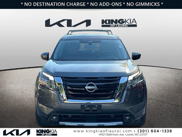 Used 2022 Nissan Pathfinder Platinum w/ Cargo Package AWD/4WD image 27