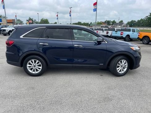 Used 2020 Kia Sorento LX AWD/4WD image 13