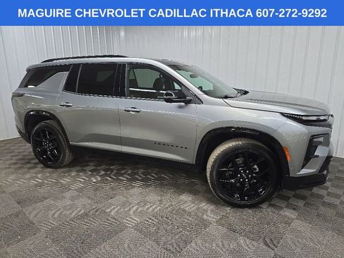 Used 2026 Chevrolet Traverse RS AWD/4WD image 1