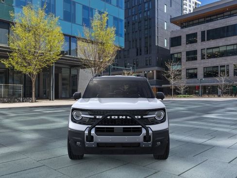 New 2026 Ford Bronco Sport Outer Banks w/ Sasquatch Outer Banks Package AWD/4WD image 6