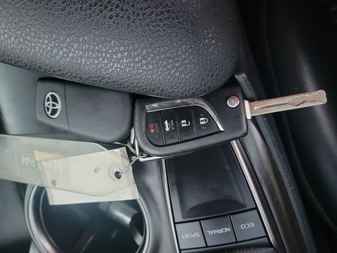 Certified 2024 Toyota Camry SE image 35