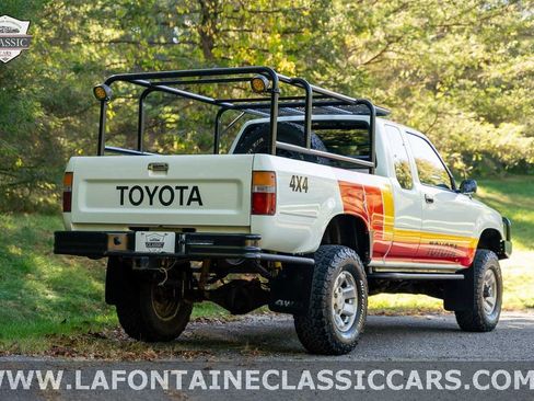 Used 1989 Toyota Pickup Deluxe image 24