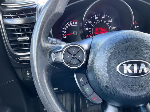 Used 2019 Kia Soul FWD image 22