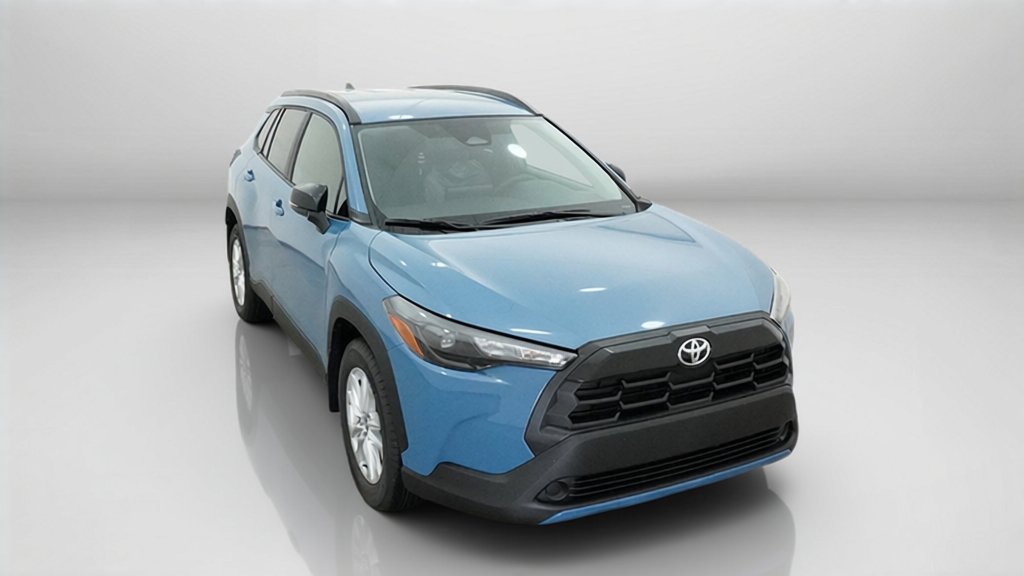 New 2026 Toyota Corolla Cross LE FWD image 17