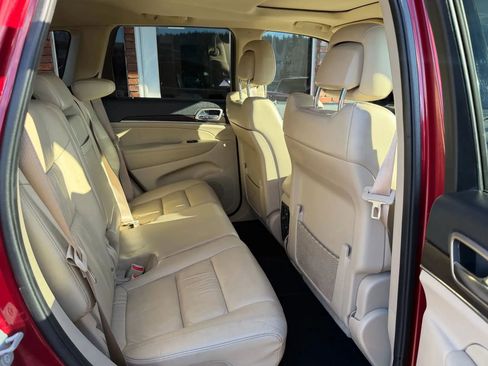 Used 2014 Jeep Grand Cherokee Limited image 12
