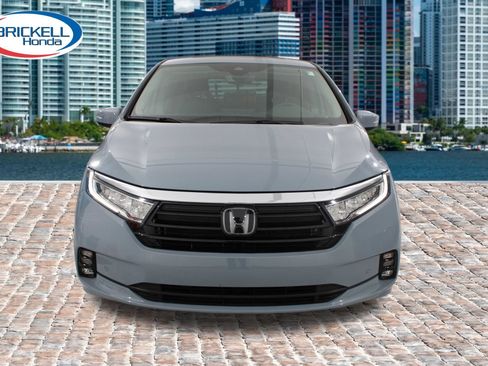 Certified 2024 Honda Odyssey Touring image 8