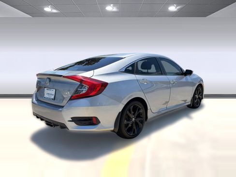 Used 2020 Honda Civic Sport image 9