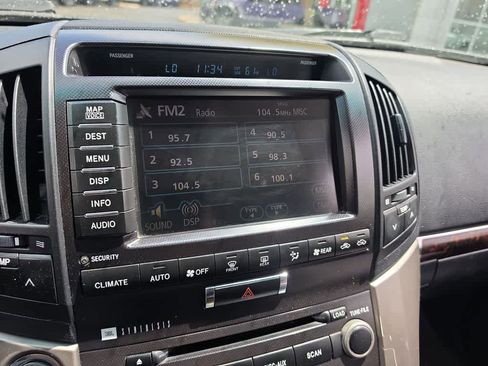 Used 2009 Toyota Land Cruiser AWD/4WD image 16
