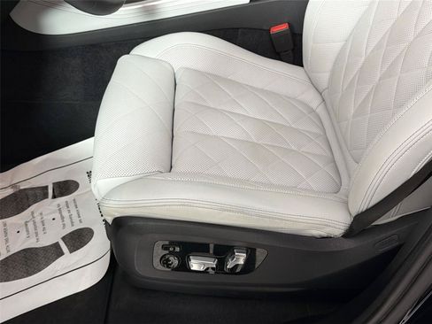 Used 2025 BMW X5 sDrive40i w/ M Sport Package RWD image 20