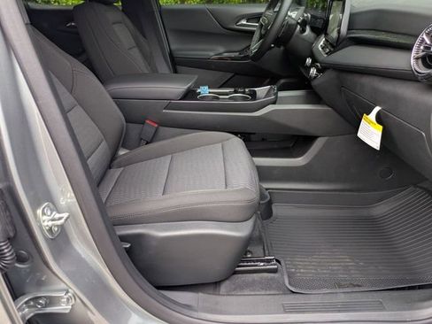 New 2026 Chevrolet Equinox LT FWD image 34