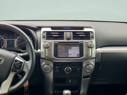 Used 2019 Toyota 4Runner SR5 image 17