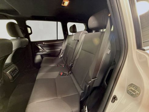 Used 2022 Lexus GX 460 w/ Black Line Special Edition AWD/4WD image 24