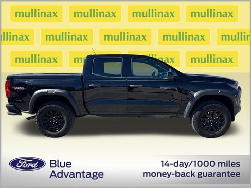 Used 2024 Chevrolet Colorado Trail Boss w/ Technology Package image 2