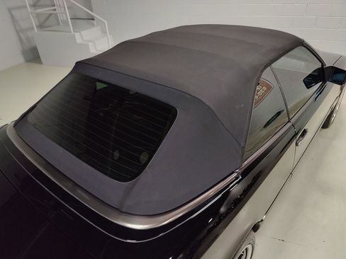 Used 1995 Mercedes-Benz E 320 Convertible image 10