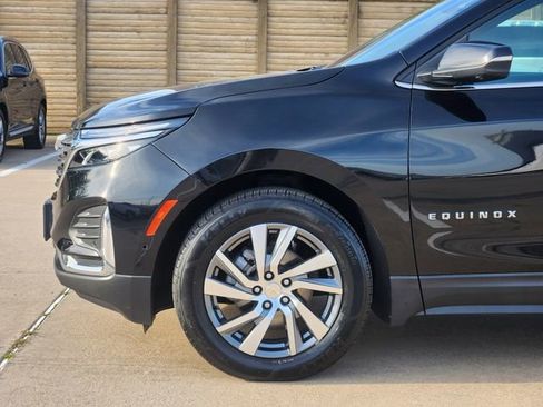 Used 2023 Chevrolet Equinox Premier FWD image 16