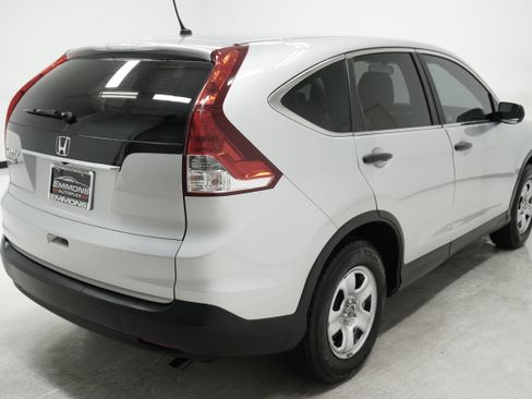 Used 2012 Honda CR-V LX image 2
