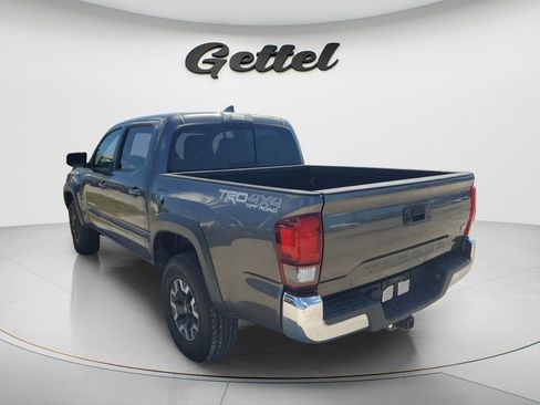 Used 2018 Toyota Tacoma TRD Off-Road image 6