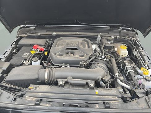 New 2025 Jeep Wrangler Sport S image 19