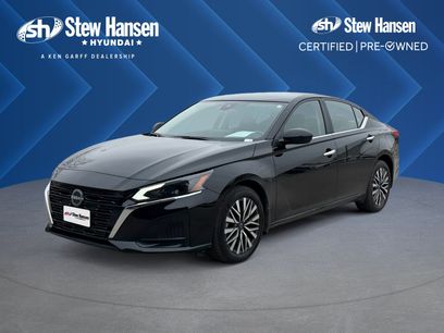 Used 2024 Nissan Altima 2.5 SV w/ SV Premium Package