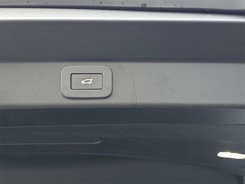 New 2026 Land Rover Range Rover Sport Dynamic SE image 13