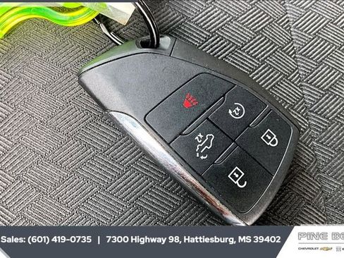 Used 2025 Chevrolet Silverado 3500 LT w/ Safety Package image 9