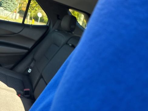 Used 2020 Chevrolet Equinox LT image 22