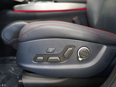 Used 2023 Genesis GV70 2.5T w/ Sport Prestige Package AWD/4WD image 30