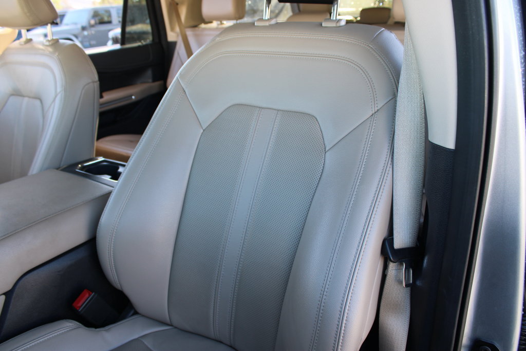 Used 2024 Ford Expedition Max Limited RWD image 20