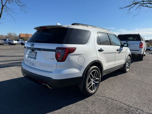 Used 2016 Ford Explorer Sport w/ Equipment Group 401A image 4