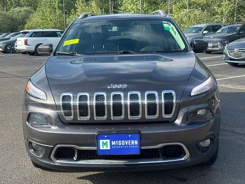 Used 2018 Jeep Cherokee Limited AWD/4WD image 2