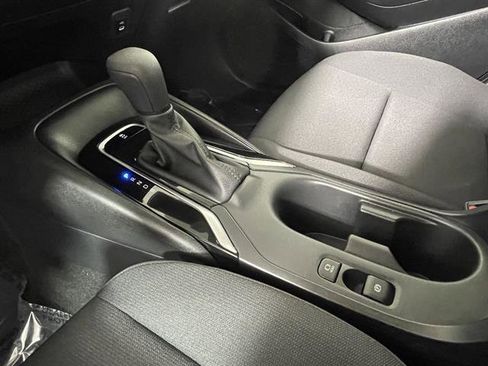 Certified 2023 Toyota Corolla LE image 21