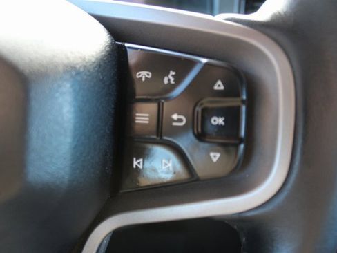 Used 2024 Ford Bronco Badlands image 12