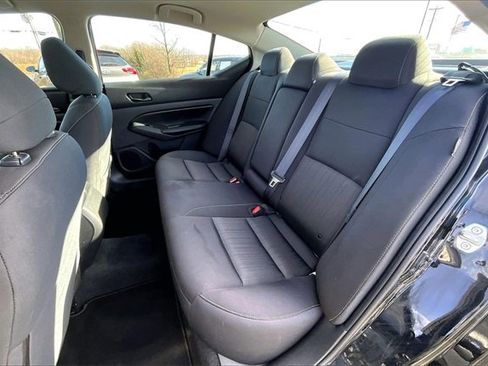 Used 2024 Nissan Altima 2.5 SV image 20