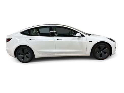 Certified 2023 Tesla Model 3 Standard Range RWD image 7