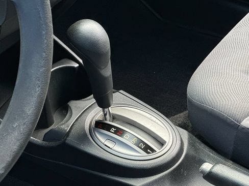 Used 2013 Honda Fit image 17