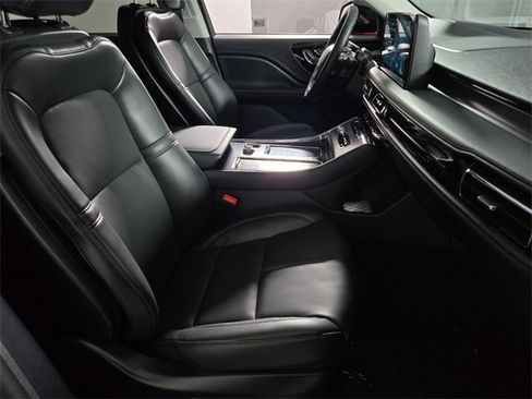 New 2025 Lincoln Aviator Premiere w/ Jet Appearance Package image 21