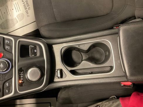 Used 2016 Chrysler 200 Limited FWD image 16