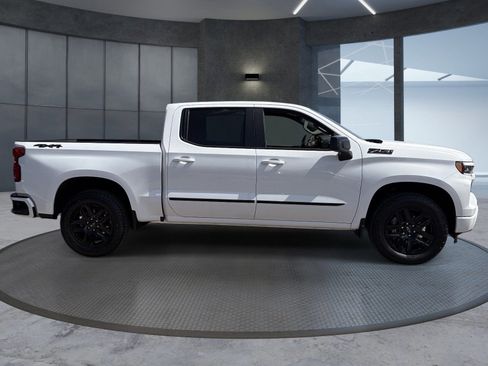 Certified 2025 Chevrolet Silverado 1500 RST w/ Dark Appearance Package AWD/4WD image 7