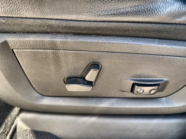 Used 2026 RAM 2500 Laramie AWD/4WD image 12