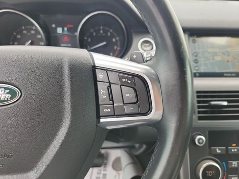Used 2019 Land Rover Discovery Sport HSE AWD/4WD image 29