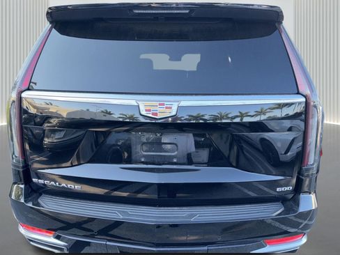 Used 2023 Cadillac Escalade ESV Luxury RWD image 3