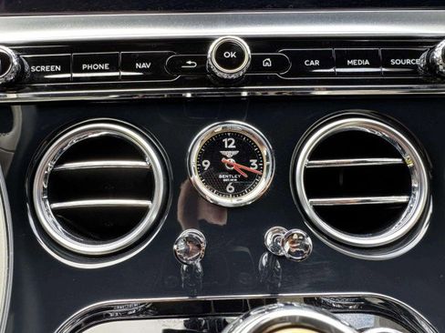 Used 2020 Bentley Continental GT image 31