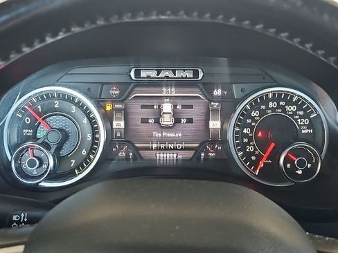 Used 2021 RAM 1500 Big Horn image 10