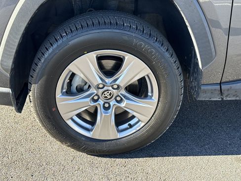 Used 2023 Toyota RAV4 XLE image 12