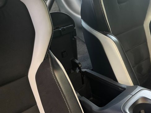 Used 2020 Ford Mustang Shelby GT500 w/ Technology Package image 28