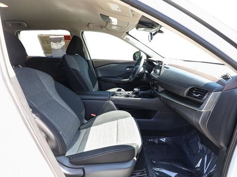 Used 2023 Nissan Rogue SV AWD/4WD image 21
